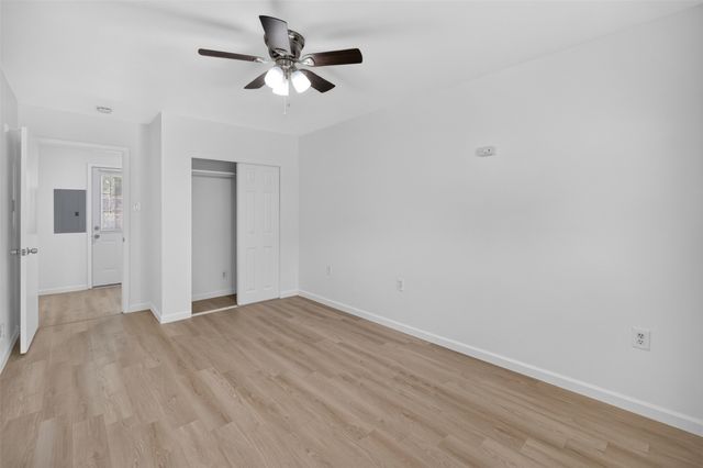 2210 Sycamore Drive, Arlington, TX 76013