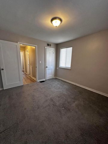 1056 Loretta Avenue, Columbus, OH 43211