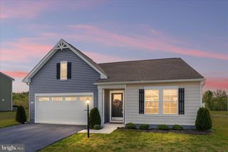 339 EURASIAN DR, Bunker Hill, WV 25413