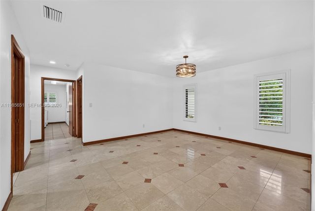 8263 SW 160th St, Palmetto Bay, FL 33157