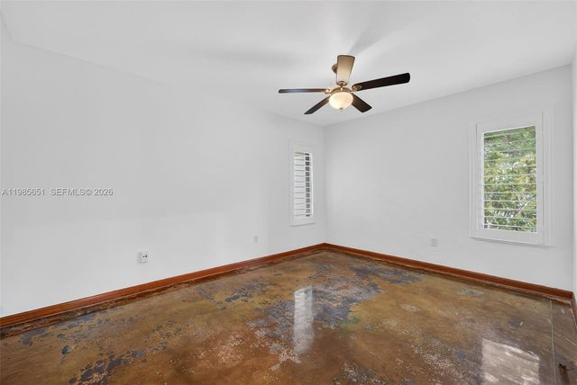 8263 SW 160th St, Palmetto Bay, FL 33157