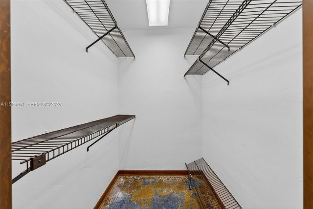 8263 SW 160th St, Palmetto Bay, FL 33157