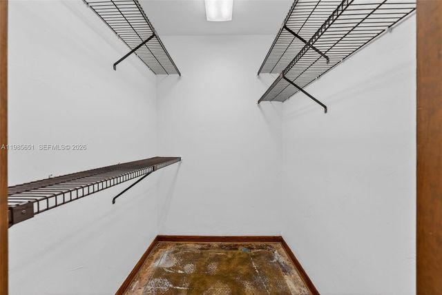 8263 SW 160th St, Palmetto Bay, FL 33157