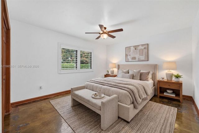 8263 SW 160th St, Palmetto Bay, FL 33157