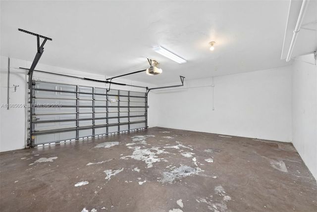 8263 SW 160th St, Palmetto Bay, FL 33157