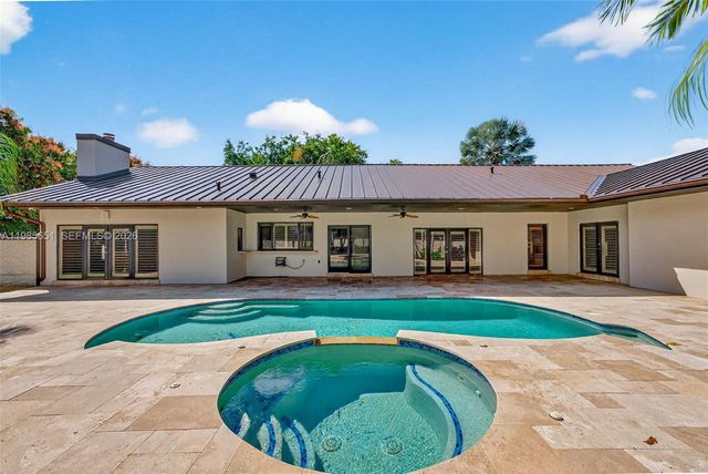 8263 SW 160th St, Palmetto Bay, FL 33157