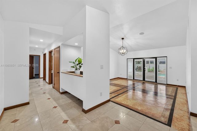 8263 SW 160th St, Palmetto Bay, FL 33157