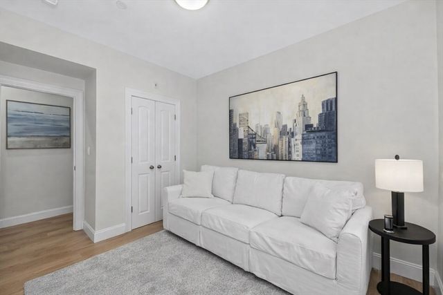 92 St Botolph G, Boston, MA 02116