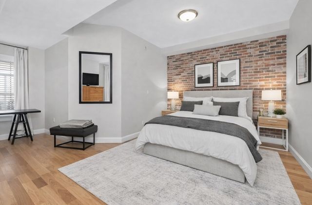 92 St Botolph G, Boston, MA 02116