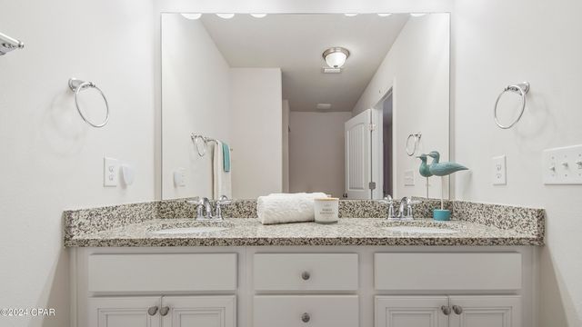 7677 Shadow Lake Drive, Panama City Beach, FL 32407