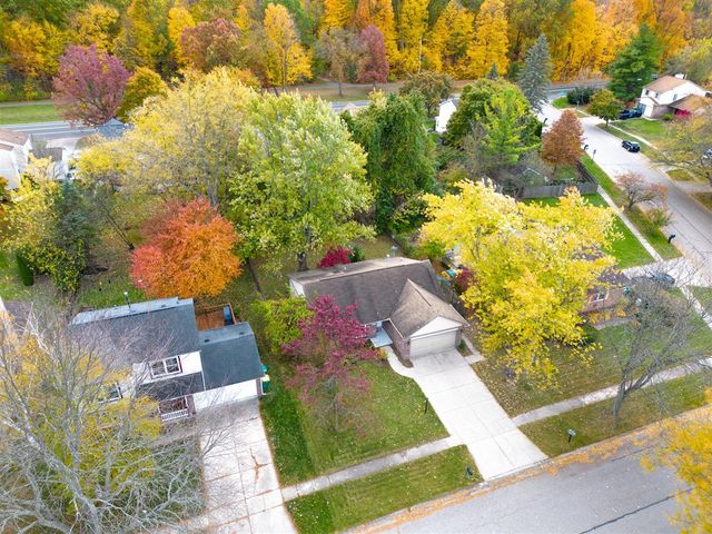 8124 Valleyview Drive, Ypsilanti, MI 48197