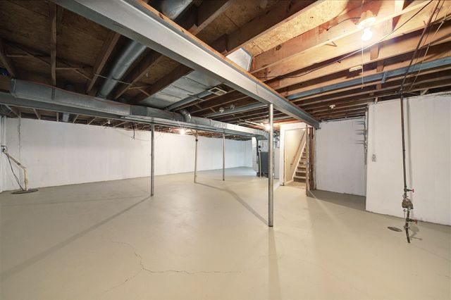 8124 Valleyview Drive, Ypsilanti, MI 48197