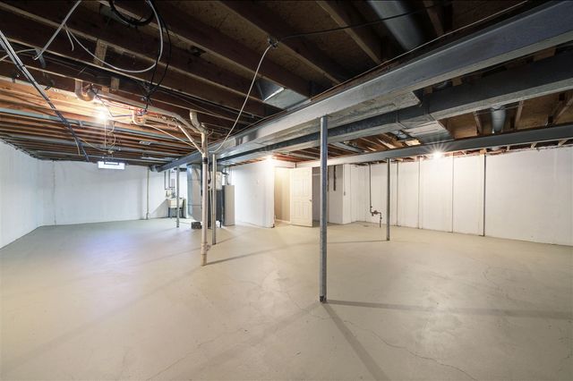 8124 Valleyview Drive, Ypsilanti, MI 48197