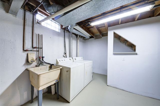 8124 Valleyview Drive, Ypsilanti, MI 48197