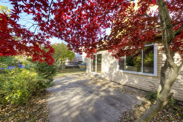 8124 Valleyview Drive, Ypsilanti, MI 48197