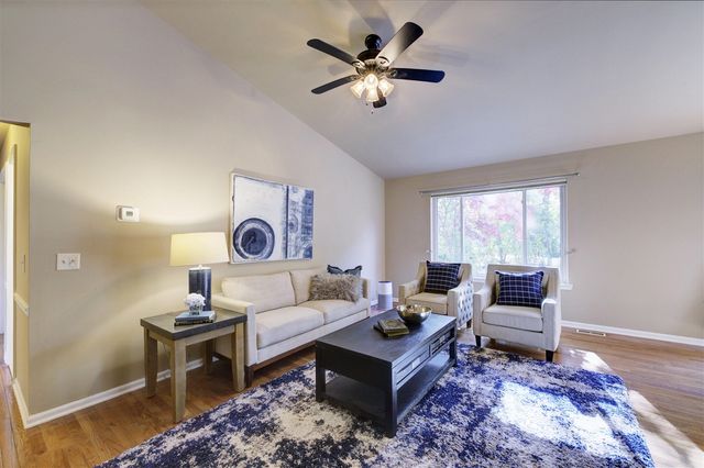 8124 Valleyview Drive, Ypsilanti, MI 48197