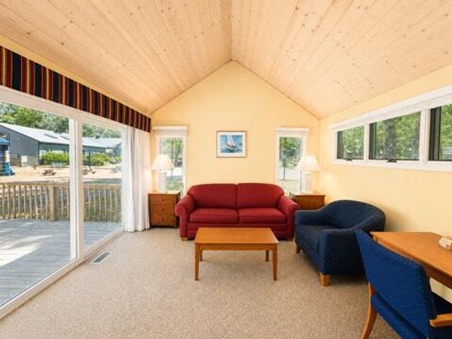 63 Four Seasons Drive, Mashpee, MA 02649