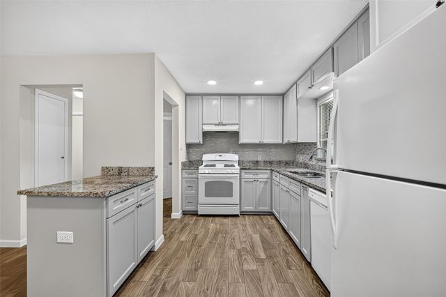 1806 Thelma Lane, Pasadena, TX 77502
