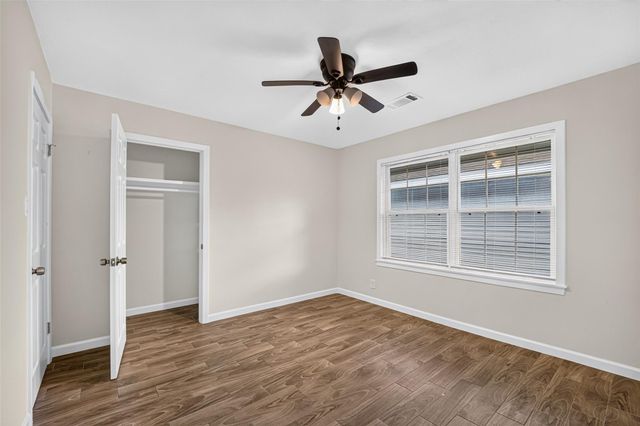 1806 Thelma Lane, Pasadena, TX 77502
