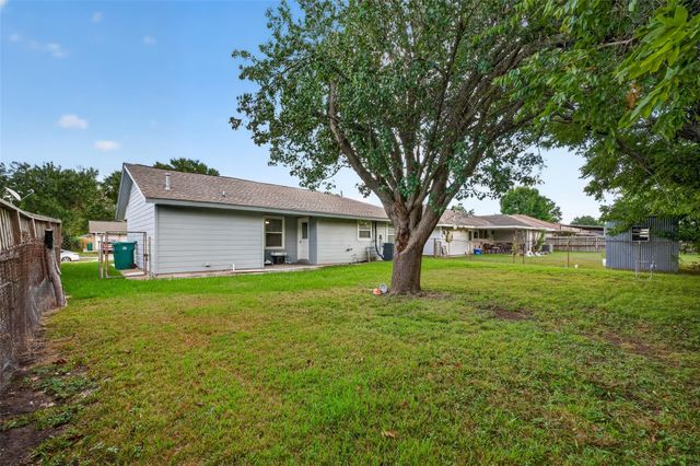 1806 Thelma Lane, Pasadena, TX 77502