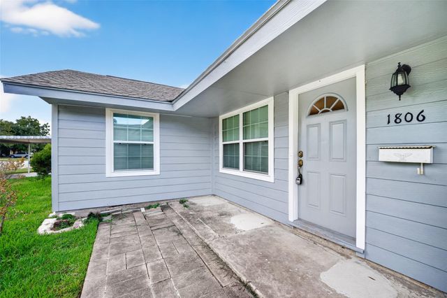 1806 Thelma Lane, Pasadena, TX 77502