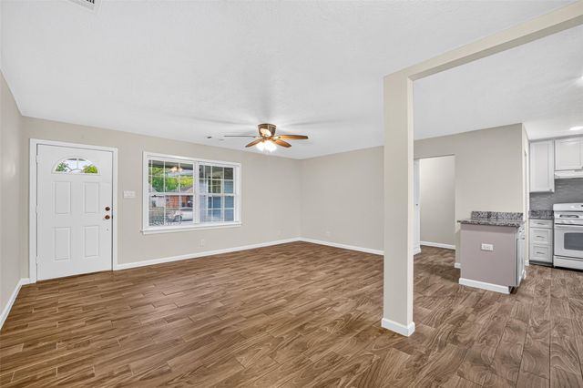 1806 Thelma Lane, Pasadena, TX 77502