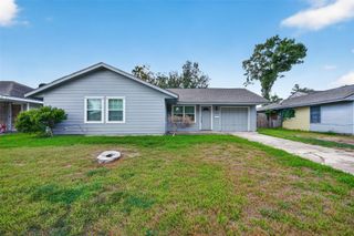 1806 Thelma Lane, Pasadena, TX 77502