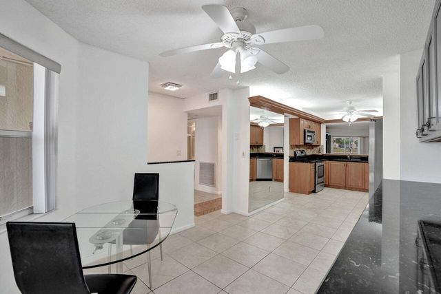 7411 GRANVILLE Drive 106, Tamarac, FL 33321