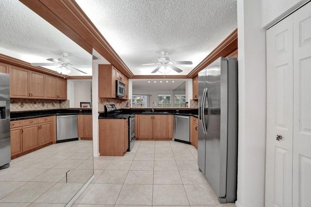 7411 GRANVILLE Drive 106, Tamarac, FL 33321