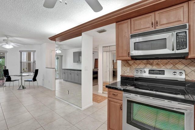 7411 GRANVILLE Drive 106, Tamarac, FL 33321