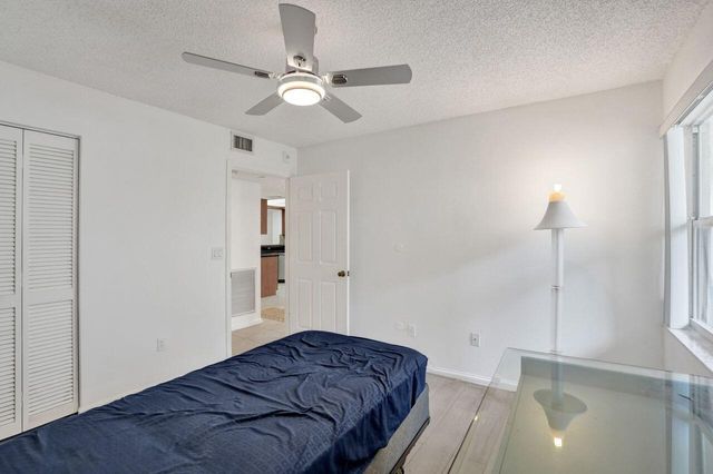 7411 GRANVILLE Drive 106, Tamarac, FL 33321