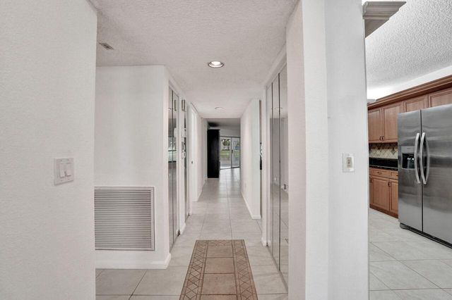 7411 GRANVILLE Drive 106, Tamarac, FL 33321