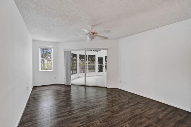 7411 GRANVILLE Drive 106, Tamarac, FL 33321