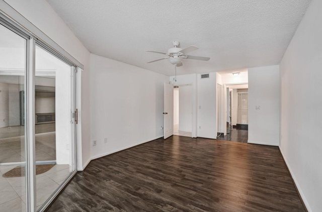 7411 GRANVILLE Drive 106, Tamarac, FL 33321