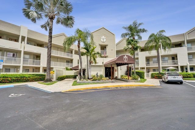 7411 GRANVILLE Drive 106, Tamarac, FL 33321
