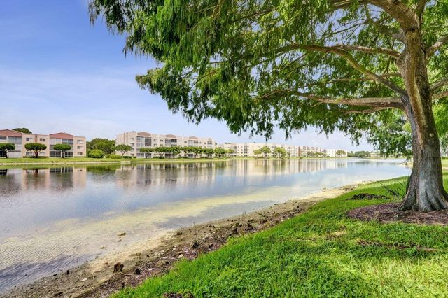 7411 GRANVILLE Drive 106, Tamarac, FL 33321