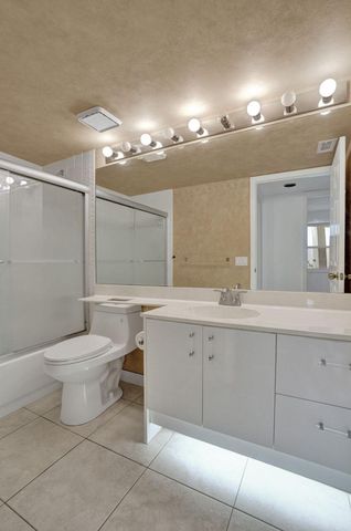7411 GRANVILLE Drive 106, Tamarac, FL 33321