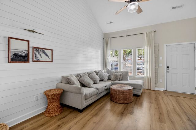 565 Tayrn Drive, Wando, SC 29492