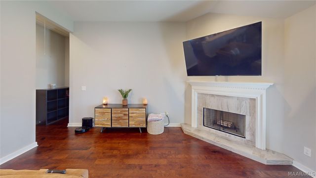 720 Hedgefield Way, Prattville, AL 36066