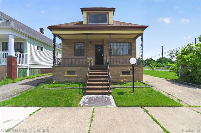 13814 Newbern Street, Detroit, MI 48212