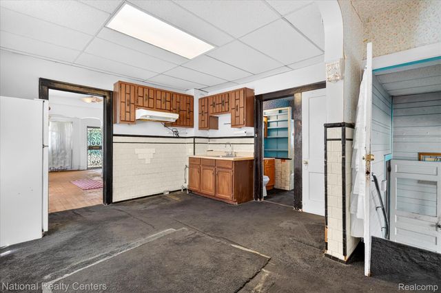 13814 Newbern Street, Detroit, MI 48212