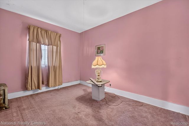 13814 Newbern Street, Detroit, MI 48212