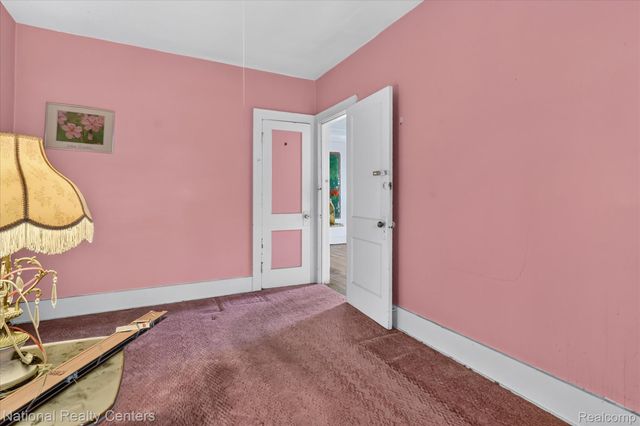 13814 Newbern Street, Detroit, MI 48212