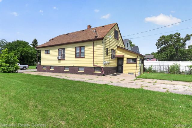 13814 Newbern Street, Detroit, MI 48212