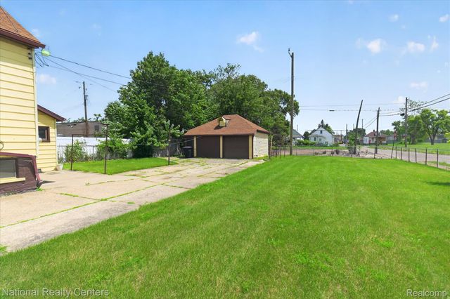 13814 Newbern Street, Detroit, MI 48212
