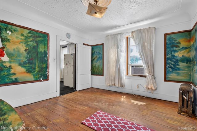 13814 Newbern Street, Detroit, MI 48212