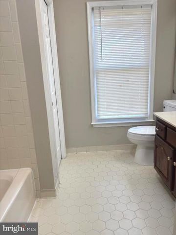 1018 WILLOWLEAF WAY, Rockville, MD 20854