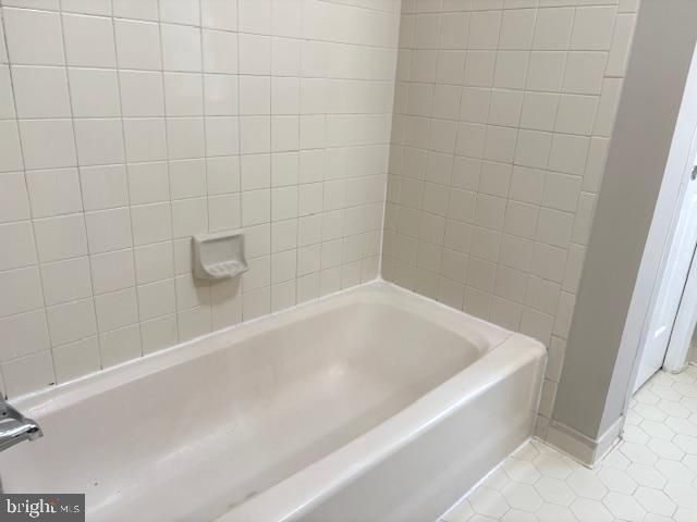 1018 WILLOWLEAF WAY, Rockville, MD 20854