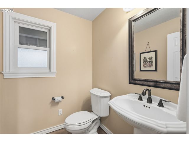 20225 S CENTRAL POINT Rd, Oregon City, OR 97045