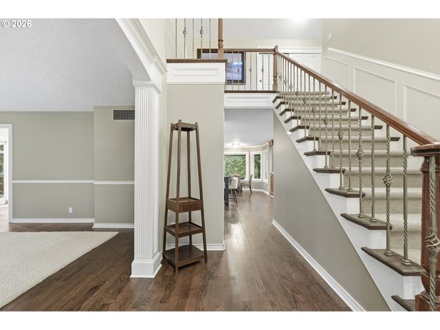 20225 S CENTRAL POINT Rd, Oregon City, OR 97045